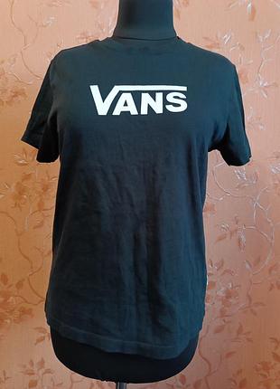 Футболка vans