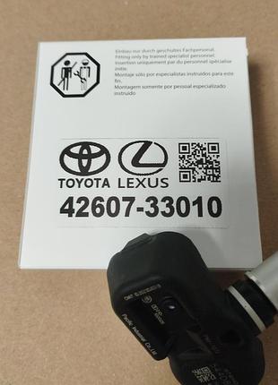 Датчик давления тиску в шинах коліс toyota lexus 42607-33010 4260733010 42607-33010 pmv-107j