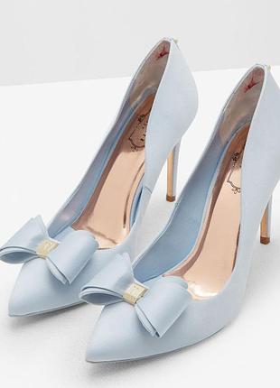 Туфлі на підборах від ted baker