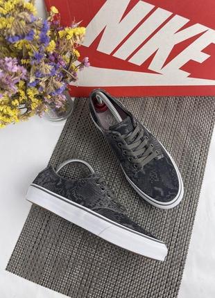 Оригинальные кеды vans