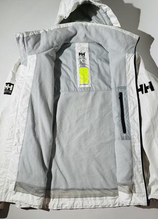 Helly hansen біла утеплена куртка ветровка