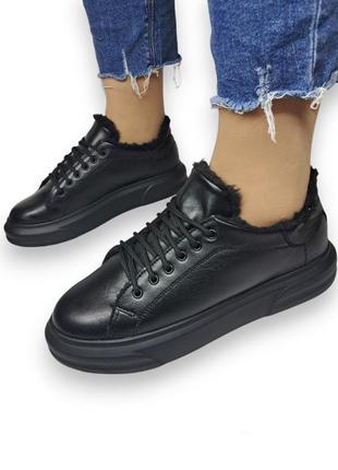 Женские зимние кожаные кроссовки (новые, 38-40 размер) model 1150
