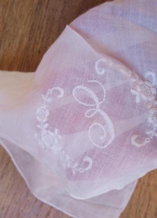 Платок носовой ручной вышивкой.англия