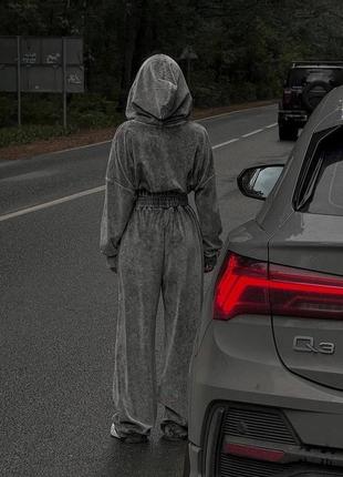 Костюм спортивний жіночий теплий на флісі сірий однотонний укорочена кофта з капішоном штани на високій посадці якісний стильний4 фото