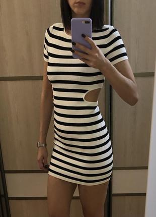 Сукня