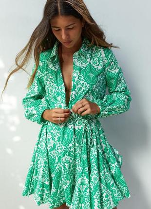 Короткое платье платье в цветочный принт на пуговках под пояс zara l-xl