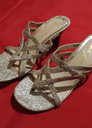 Босоніжки жіночі. 37 р-р