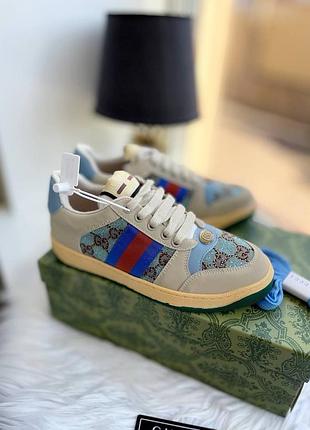 Кроссовки
