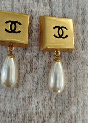 Chanel брендовые клипсы