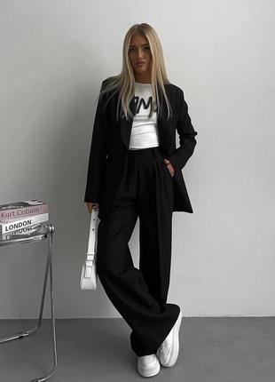 Костюм женский