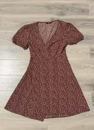 Платье с цветочным принтом 😍