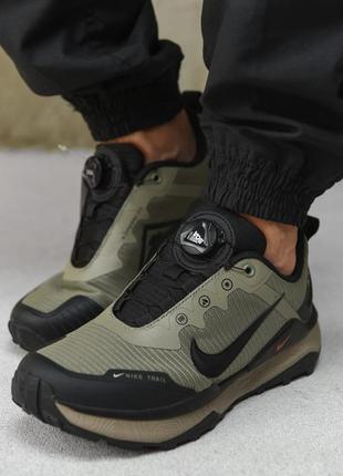 Соловічі кросівки nike trail