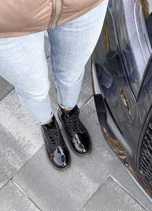 Лакированные ботинки dr. martens осень зима распродаж уценка10 фото