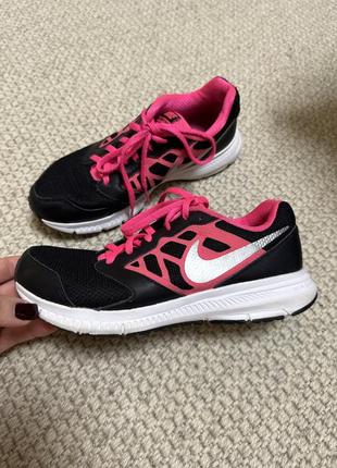 Кроссовки nike 36,5
