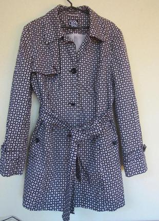 Женский плащ тренч