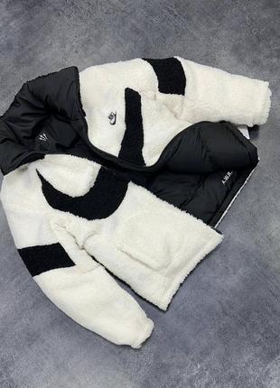 Двусторонний пуховик nike