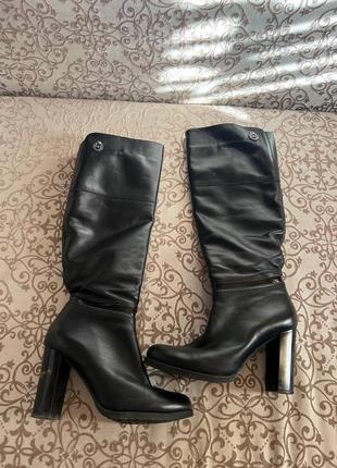 Шкіряні чобітки