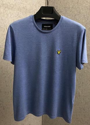 Голубая футболка от бренда lyle&scott2 фото
