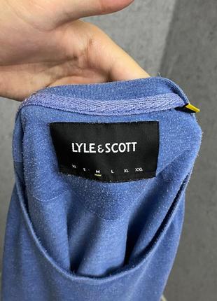 Голубая футболка от бренда lyle&scott5 фото