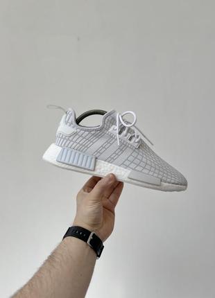 Кроссовки adidas nmd r_11 фото