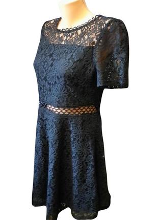 Нарядное гипюровое платье