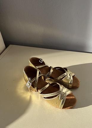 Туфли золотые для бальных танцев 2