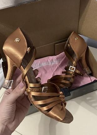 Туфли танцевальные латинская 24 см