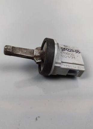 Датчик температури охолоджувальної рідини 1k0907543a skoda octavia a5