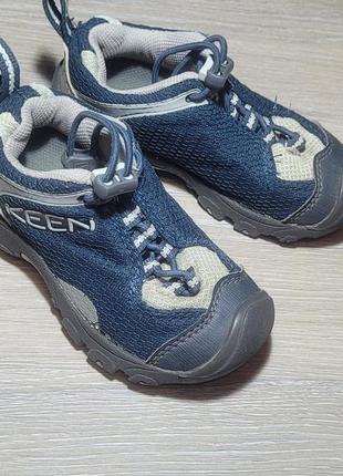 Кроссовки keen 24