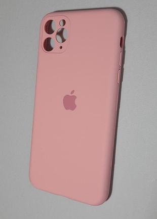 Чехол силиконовый с закрытым низом и защитой камеры для iphone 11 pro max в светло-розовом цвете