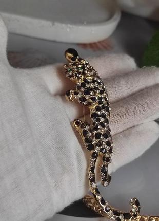 Шикарна,сяюча брошка леорард