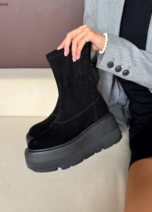 Код 9536 🍂деми. ботинки замшевые на платформе со стрейчевым верхом черные