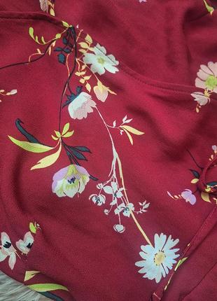 Платье с рюшами оборками на запах пышное в цветочный принт ромашки8 фото