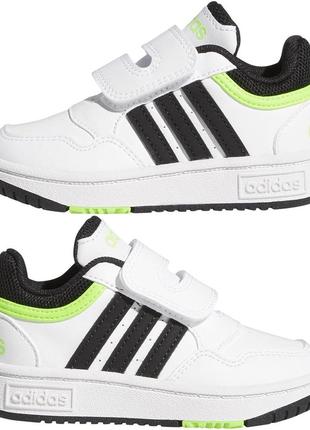 Оригинальные кроссовки adidas