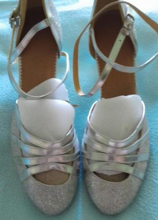Красиві туфлі для танців3 фото
