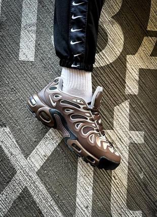 Кросівки nike air max plus drift "baroque brown"2 фото