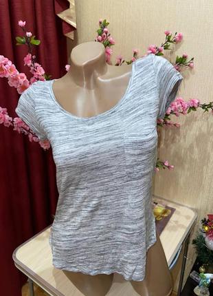 Женская легенькая вискозовая футболка h&m