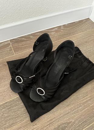 Босоножки для латыни grand prix