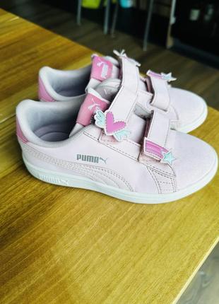 Дівчачі кросівки puma