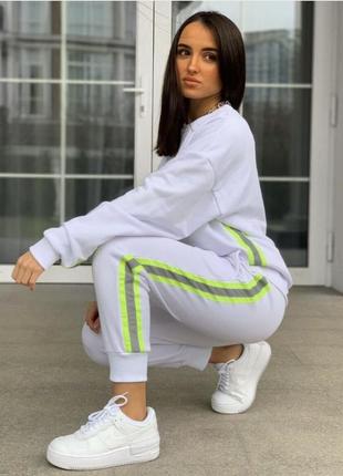 Спортивные штаны