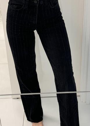 Джинсы в камешке zara