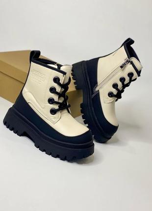 Демі черевички дівчаткам стильні та зручні