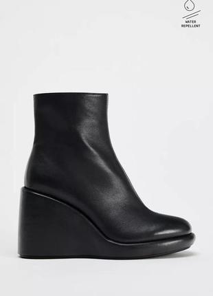 Кожаные черные сапоги водостойкие zara new2 фото