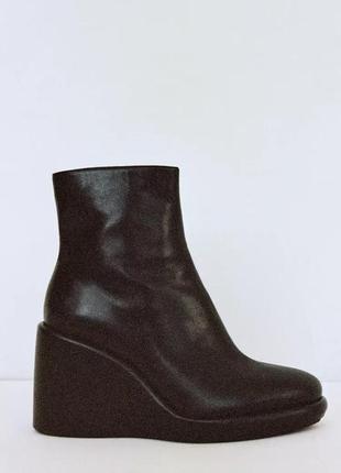 Кожаные черные сапоги водостойкие zara new4 фото