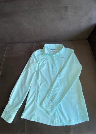 Женская спортивная рубашка от columbia.