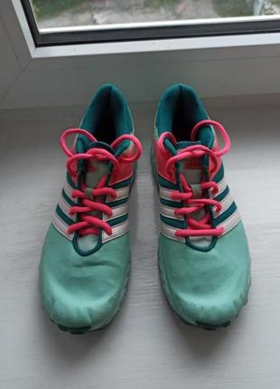 Кроссовки adidas 35р