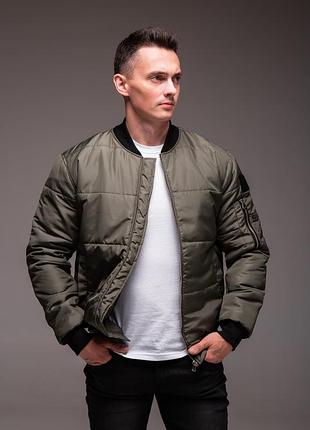 Мужская зеленая куртка бомбер утепленная