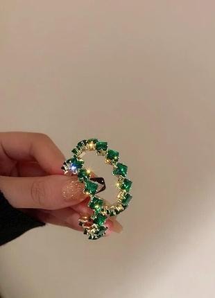 Серьги шарики нарядные нарядные вечерние золотистые зеленые камешки новые