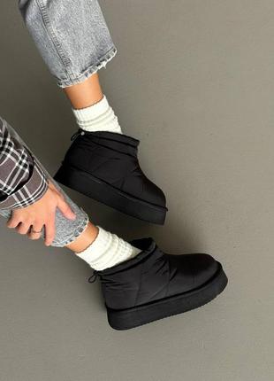 Дутики черные женские зимние