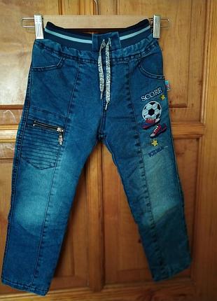 Джинсы ( травка) на мальчика 150 грн.